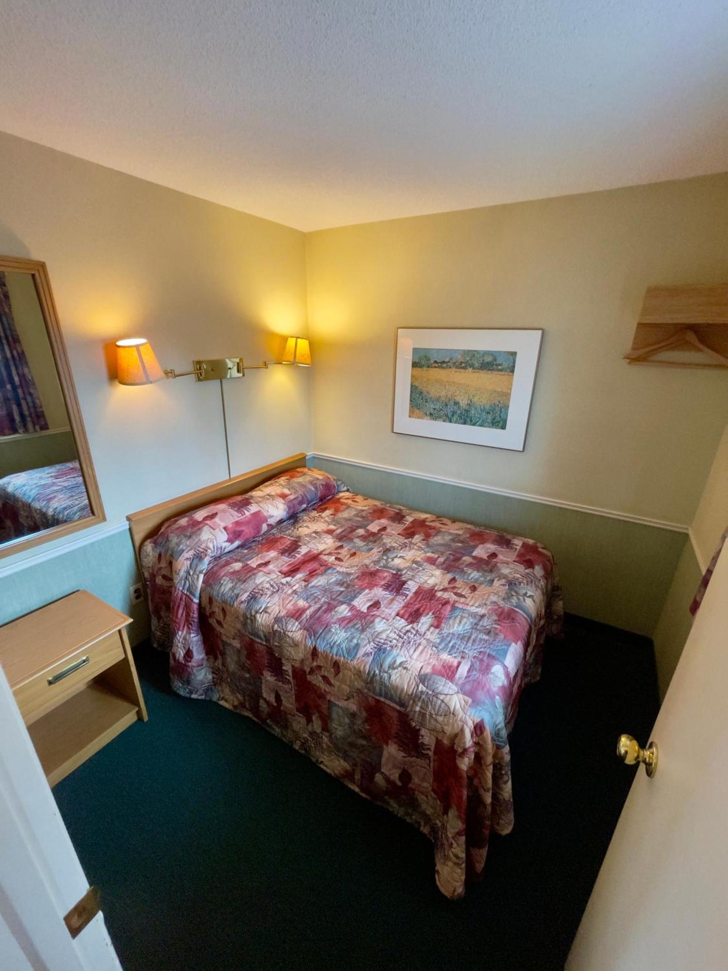 Adams Motel Sault Ste. Marie Bagian luar foto