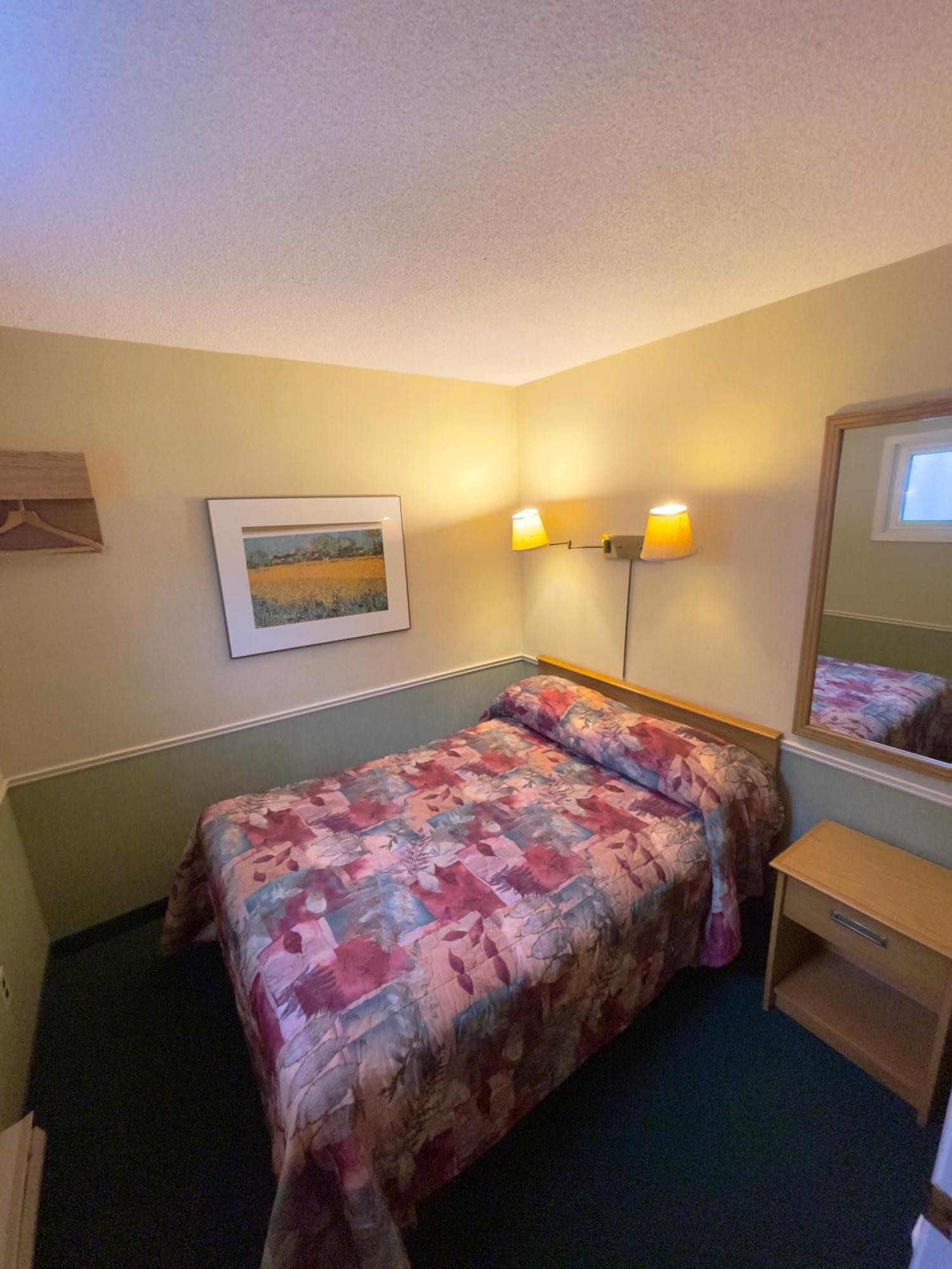 Adams Motel Sault Ste. Marie Bagian luar foto